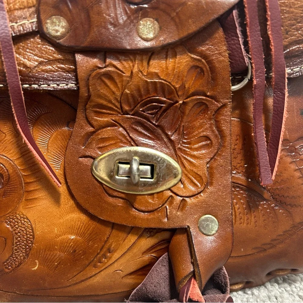 VTG 70s Leather Saddle Shoulder Bag